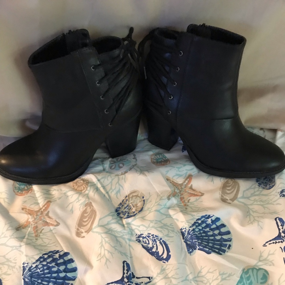 Sz 8 Black Ankle Boots - Picture 7 of 7